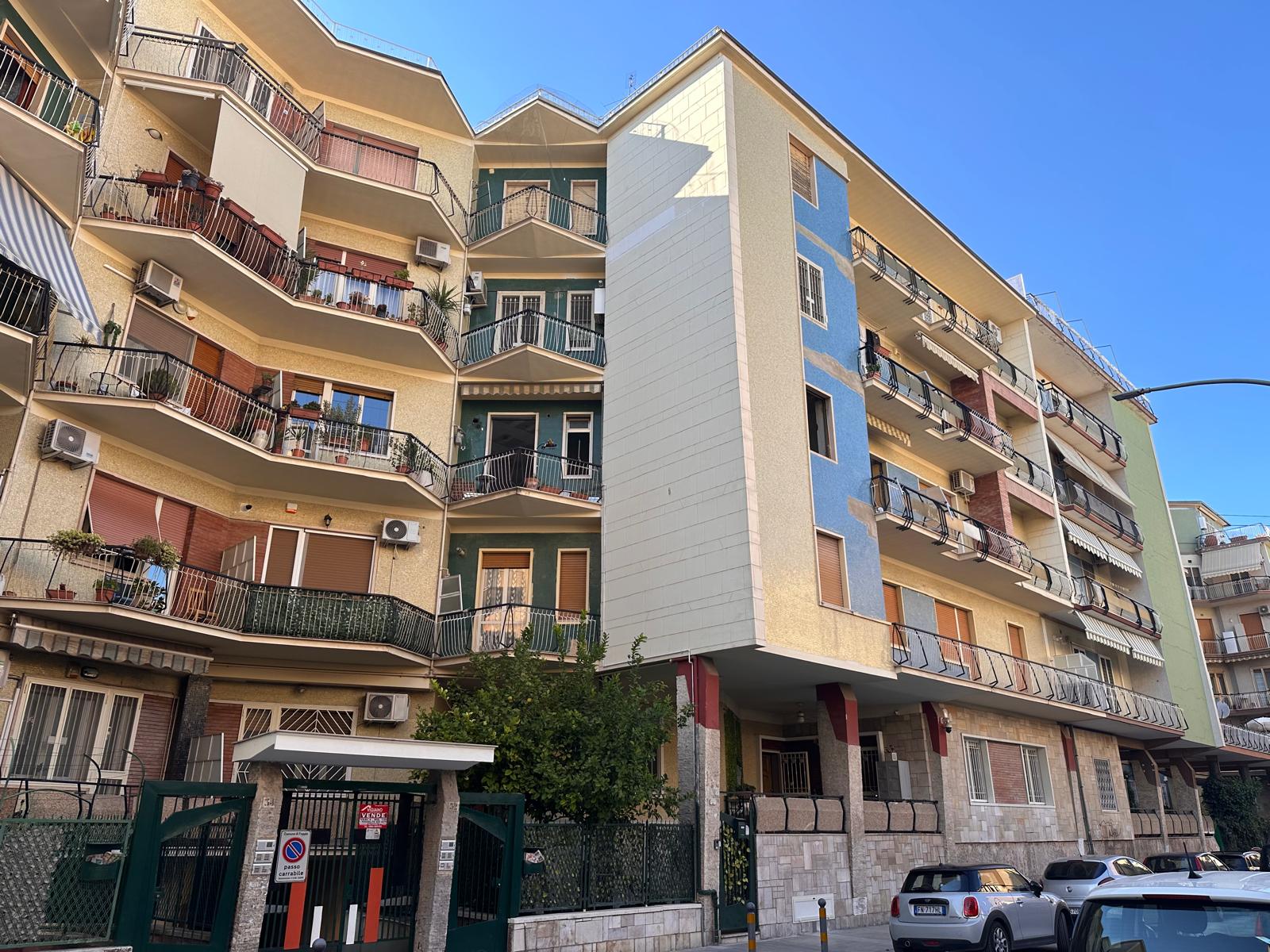 3 VANI VIA TIRO ASSEGNO